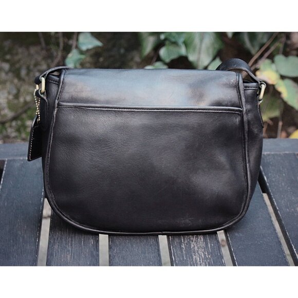 Coach Vintage - Lenox Crossbody Bag 9918, Black + Brass - USA 1980s - Picture 2 of 12